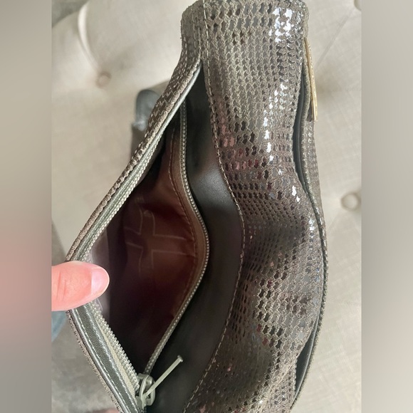 Rectangular 100% Italian Leather Marco Buggiani Green Shoulder Bag - Picture 5 of 9